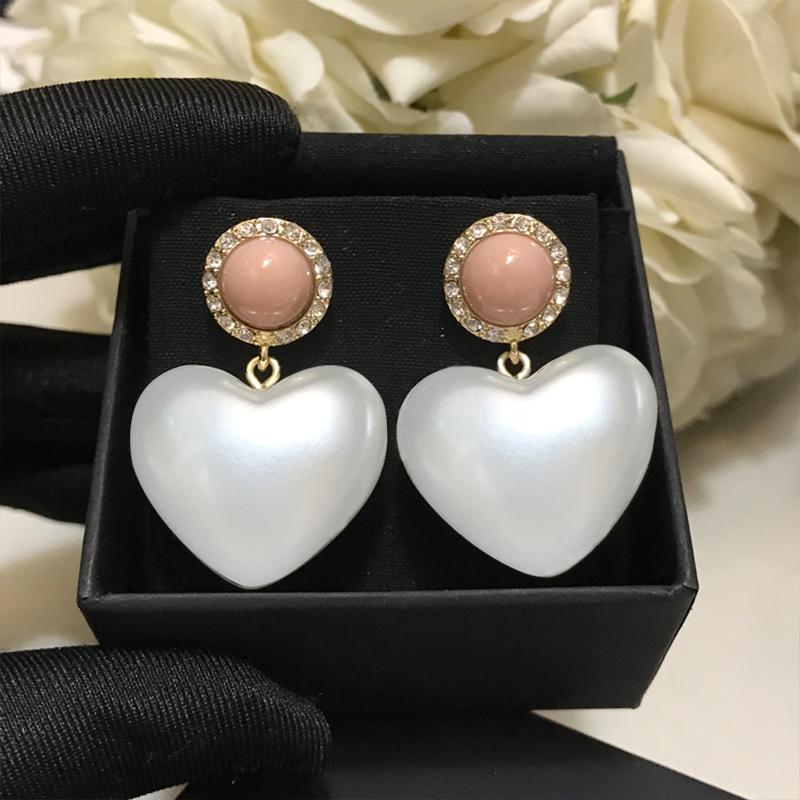

Stud Product Jewelry Ladies Retro Pearl Earrings Party Heart-shaped, Golden;silver