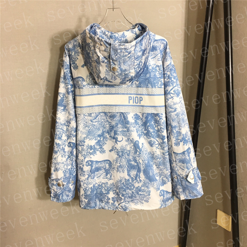 

Embroidery Bee Hooded Jackets Coats For Women Animal Print Windbreaker Coat Fashion Designer Lady Jacket, Pink