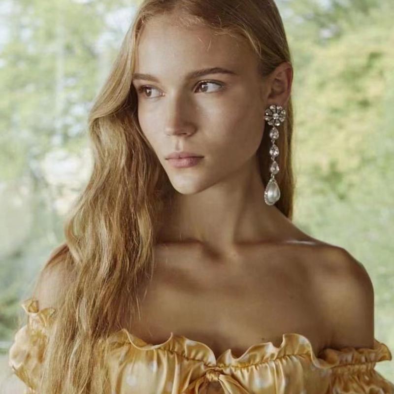 

Dangle & Chandelier Brand Fashion Ladys' Crystal Pearls Water Drop Earrings Geogous Party Dress Statement Accessories