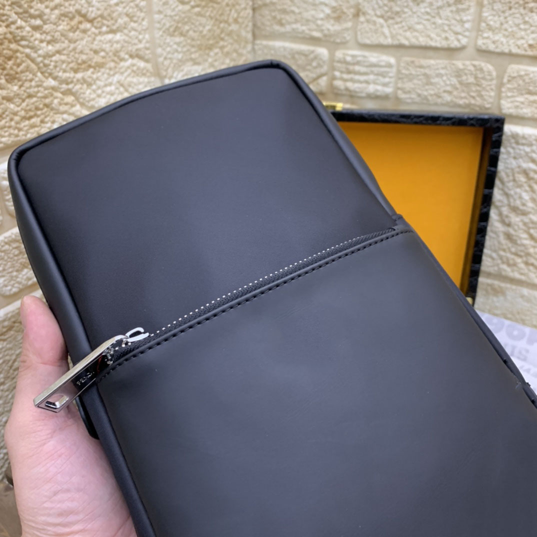 

2021 high-quality men's bags for sale leather shoulder bag30*17*6cm