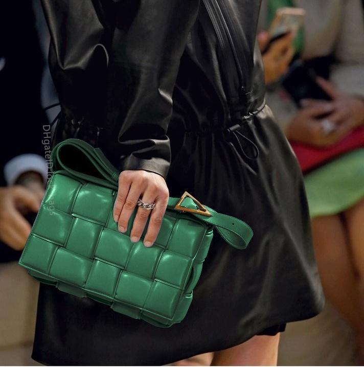 

2021 SS famous lady Knitting bag women handbag ladies fashion handbags high quality Cross-body-bag Wallets purse Weave cross body Braiding shoulder bags, Color w