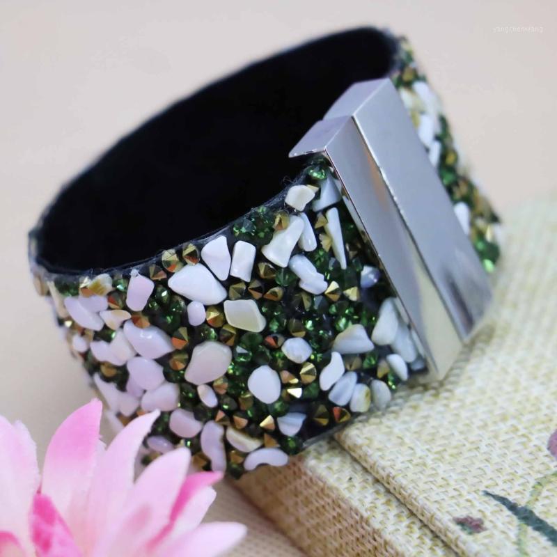 

19*3.3cm White&green Shell Seashells Loose Beads Bracelets Brace Lace Pulsera Bangle Women Girls Gifts Hand Ornaments