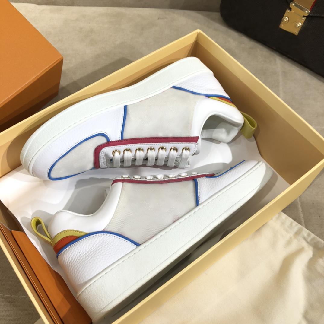 

2021 Designer Luxury Women Casual Shoes Timeout Sneakers Soft Embossed Lambskin Calfskin Ladies White Shoe Padded Pattern Retro style Fashion Top Quality Size 35-41