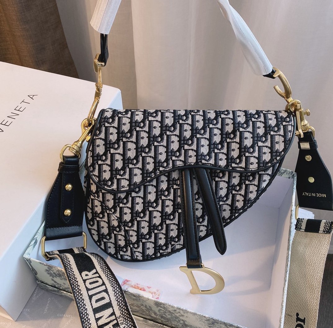 

Top Luxury Handbag Fashion Women Crossbody Bag Favorite Design Logo Chain Clutch Leather Handbags Bags Wallet - L4008, Red;black