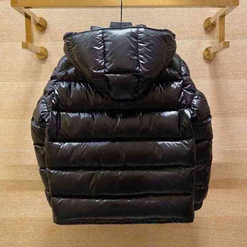 Digner Luxury Monclair Classic Winter Men ets Women Down Fashion Hip Hop Hat Pattern Print Coats Outdoor Warm Casual Coat Parkas
