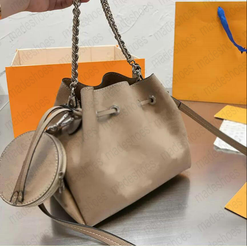 

Bella drawstring Handbag Bucket One Handle Bag Navy Blue Grey Galet Noir Magnolia Mahina Perforated Calfskin Designer Cross Body Bag Luxurys Tote