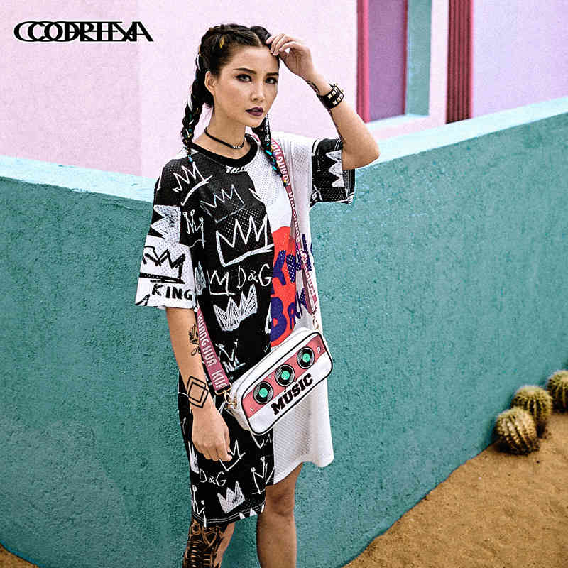 

t shirt guangzhou strength women's clothing business skirt black and white graffiti brand harajuku wind big size breathable cool