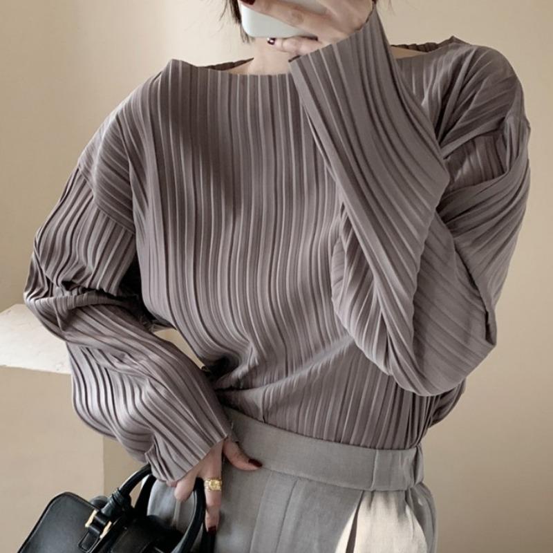 

Women's Blouses & Shirts Spring 2021 Solid O Neck Pleated Loose Full Shirt Top Blouse Women Z029, Gray