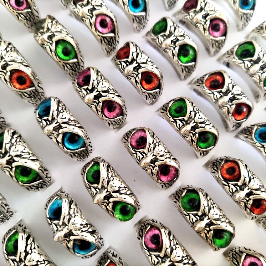 

30pcs/lot New Retro Cute Men and Women Charm Punk Owl Ring Vintage Multi-Color Eyes Creative Jewelry Party Gift Favor