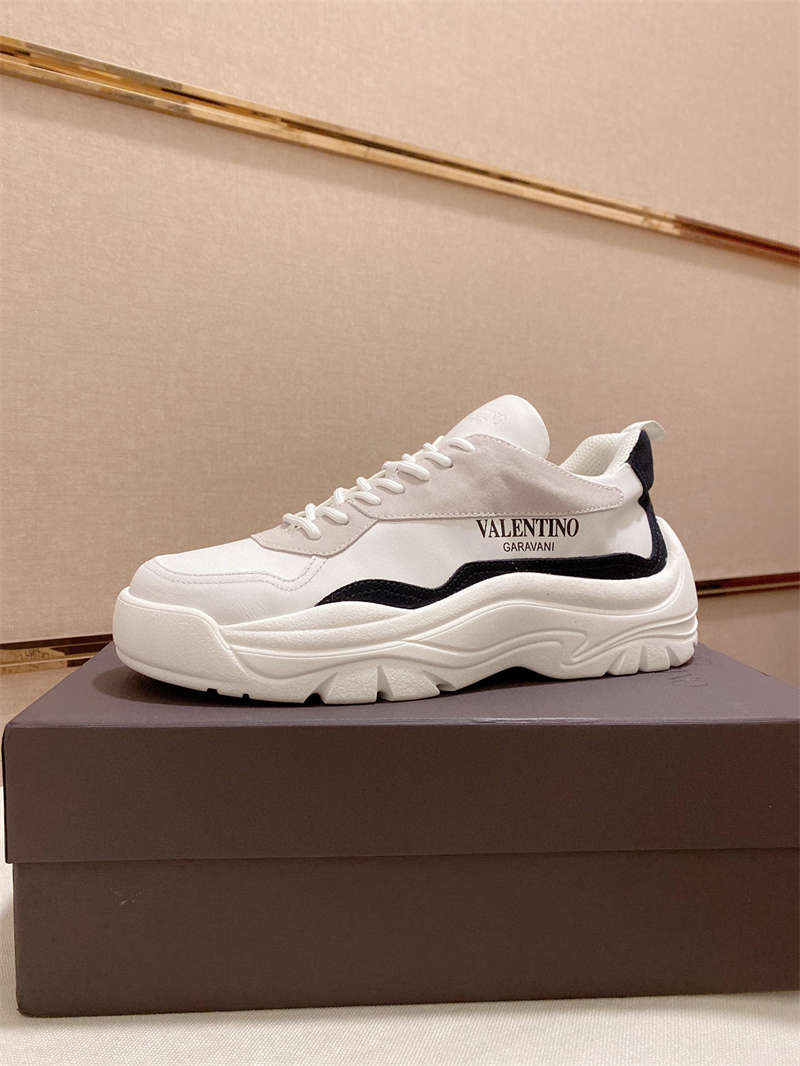 

2021 VALENTINOL Top Quality Designer Mens Casual Shoes Genuine Leather Gumboy Sneakers Luxury Trainers EM81290, Black