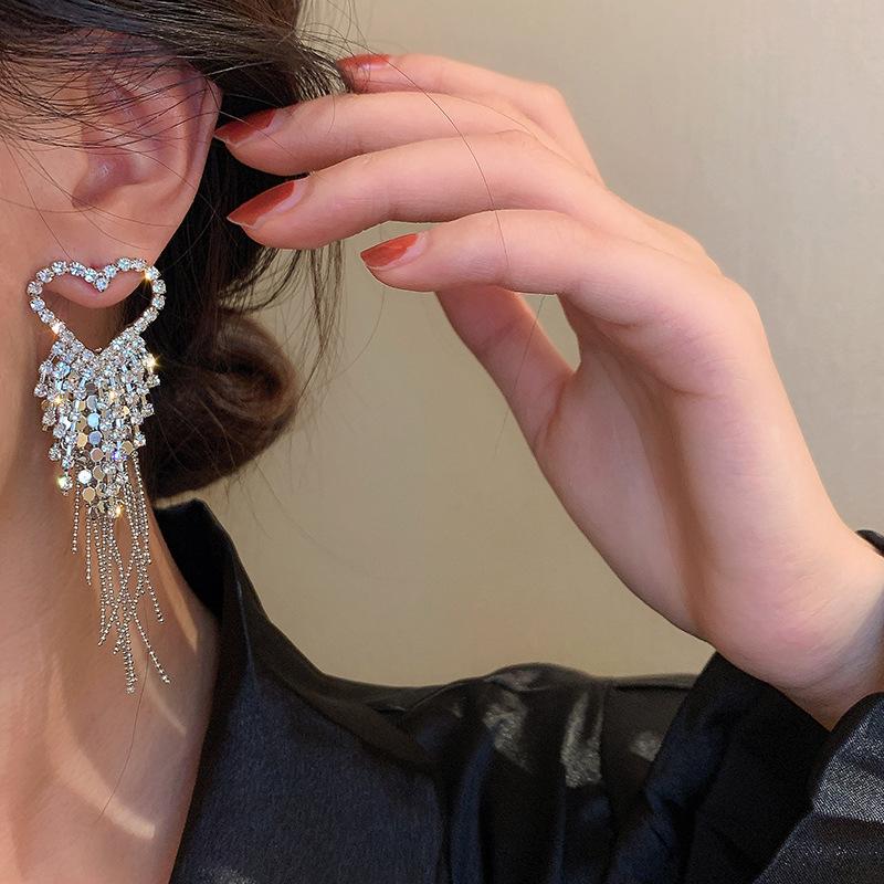

Stud Personality Exaggerated Diamond-studded Rice Beads Love Tassel S925 Silver Needle Earrings Exquisite Temperament, Golden;silver