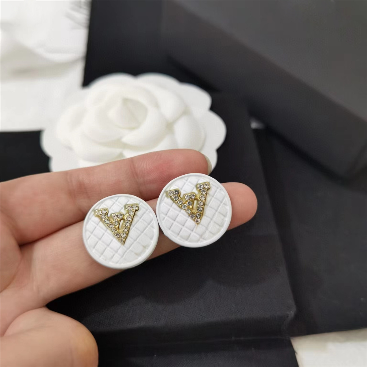 

20style 18K Gold Plated Double Letter Stud Luxury Simple Brand Designer Letters Earrings Elegant Women Pearl Crystal Rhinestone Wedding Part, Golden;silver