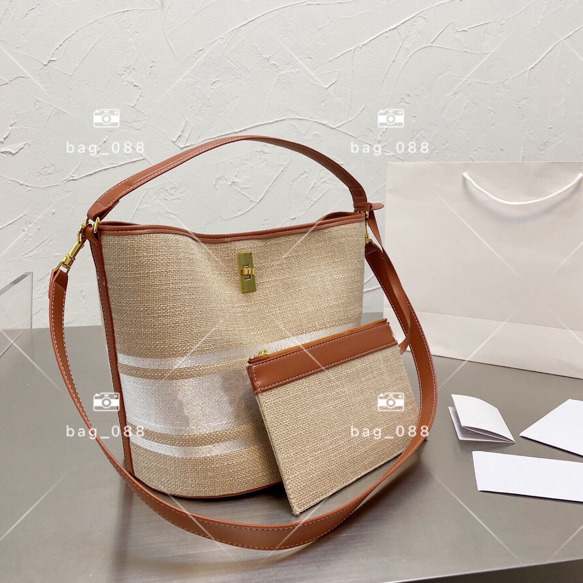 

Autumn Fashion Bucket Bag Caramelized Canvas Handbag Complimentary Small Bags Composite Package Cowhide Handle Hand Shoulder Packages Printing Multi-functional, Beige