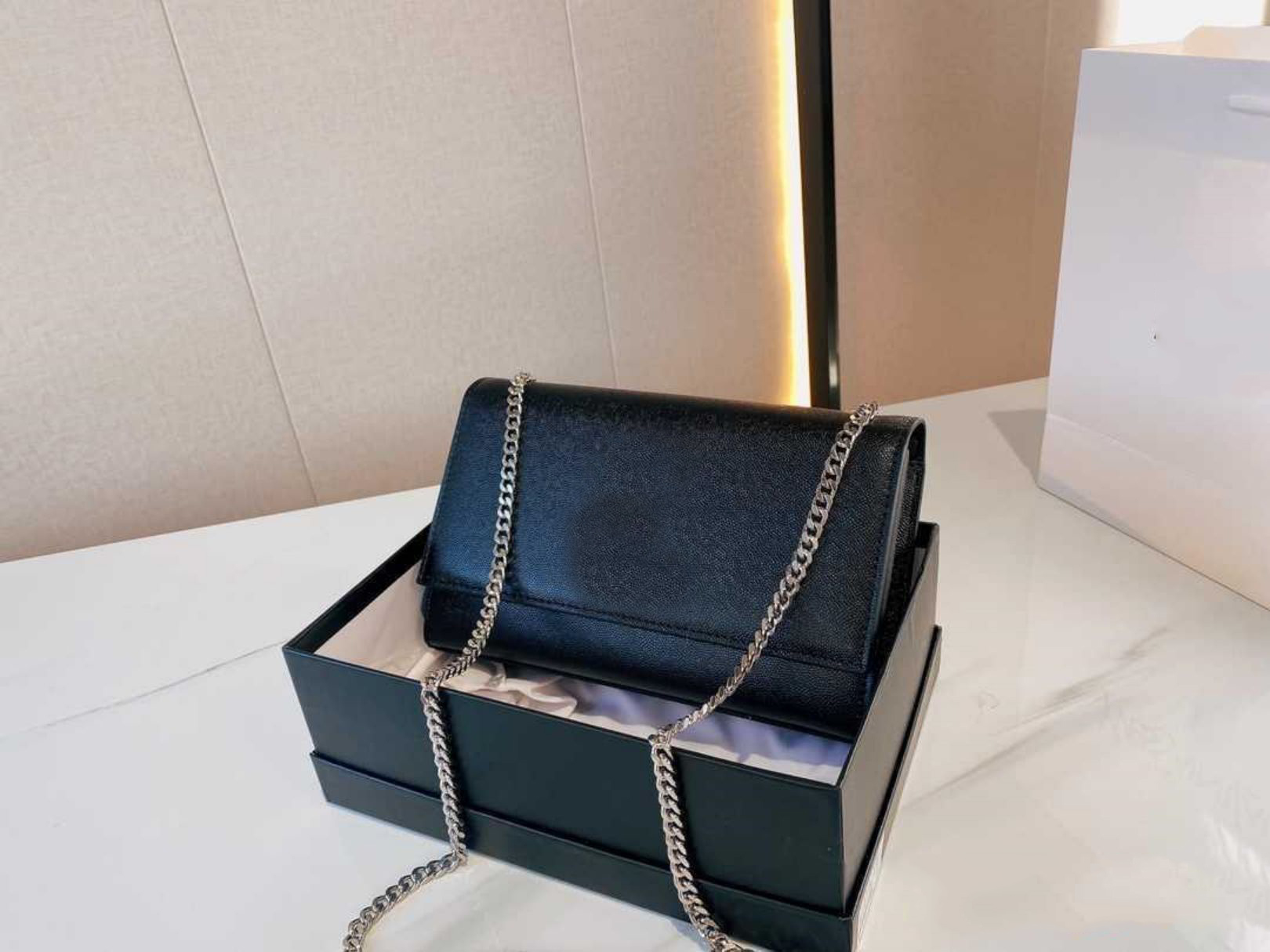 

2021 Designer Bags Women Shoulder Bag luxurys designers bags Handbags Purses Cowhide Genuine Leather 24x15cm