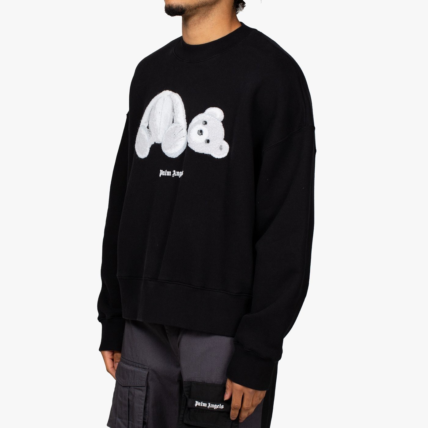 

Angel palm A739 pa2020 greyish white decapitated bear men's and women's same black loose round neck sweater, White;black