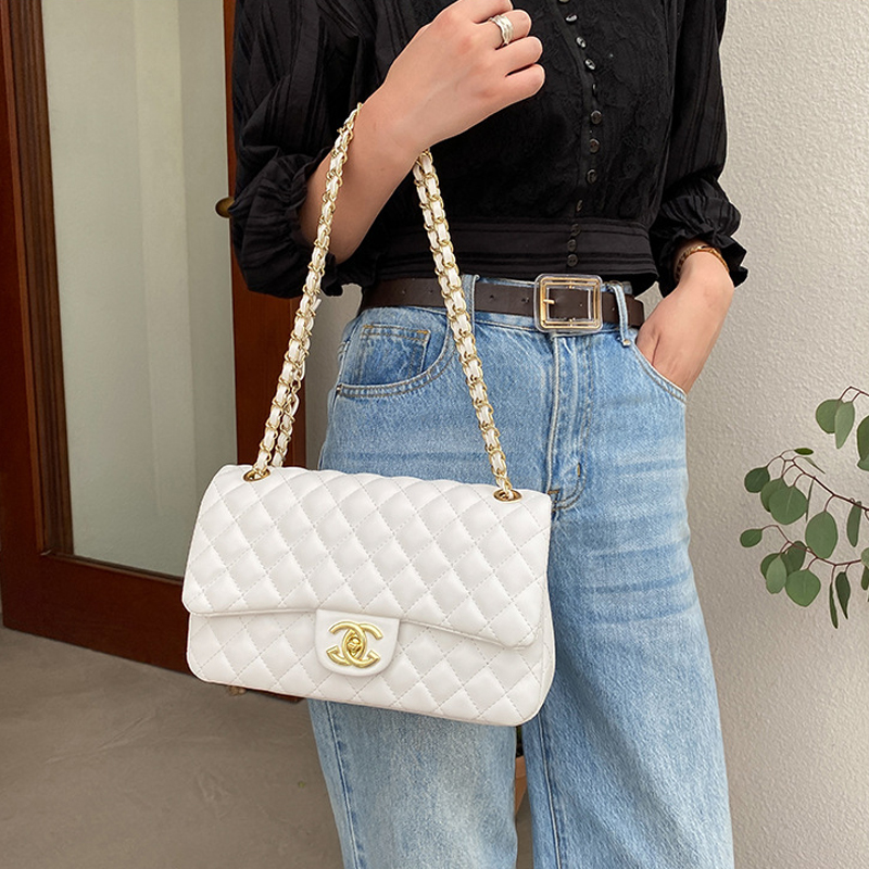 

2021 Designer Bag Classic Diamond Quilted Shoulder Bags Chains Double Flap Medium Leather Crossbody Handbag For Bridesmaid Dress Women Purses