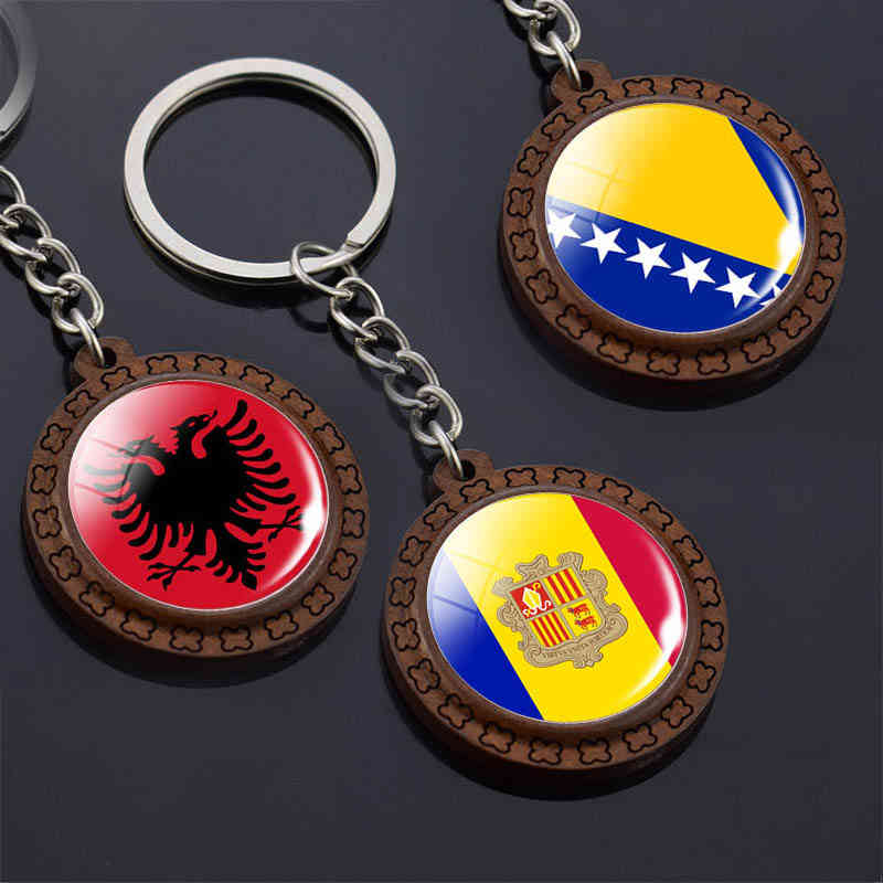 

2021 New Keychains Southern European Flag Trinket Albania Andorra Spain Portugal Italy Greece Malta Glass Dome Keychain Wooden Pen