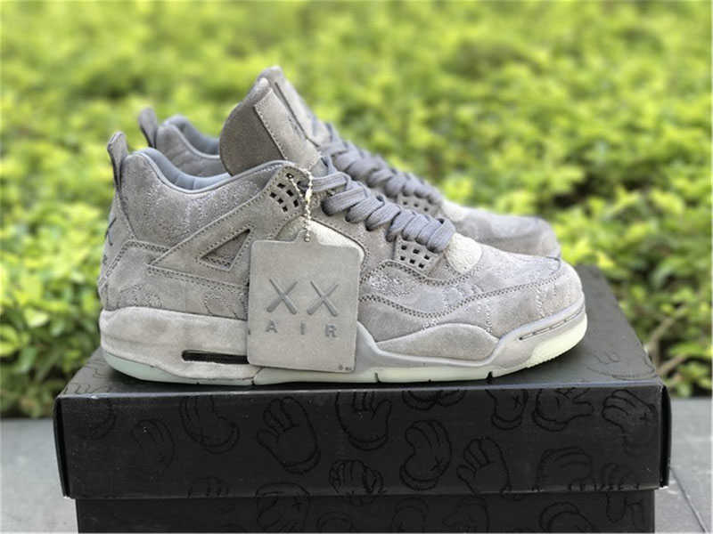 

2021 New Authentic 4 Kaws Cool Grey White Glow in Dark Mens Outdoor Shoes Sports Sneakers with Original Box 930155-003