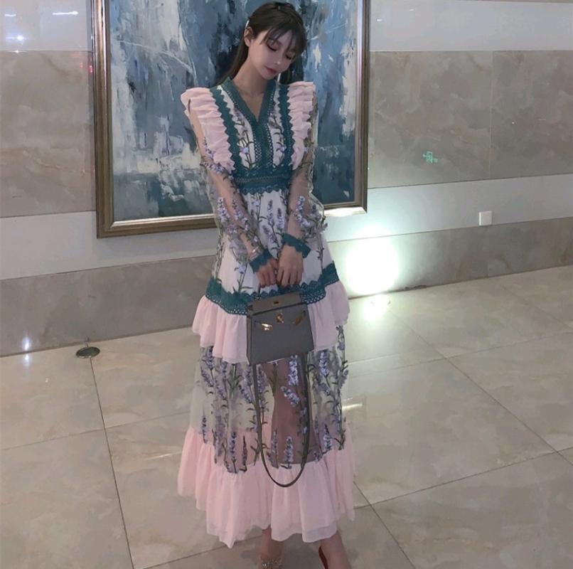

Casual Dresses JSXDHK Runway Desinger Women Party Long Dress Elegant Spring Floral Embroidery Mesh Patchwork Lace V Neck Ruffles Maxi, Short sleeve