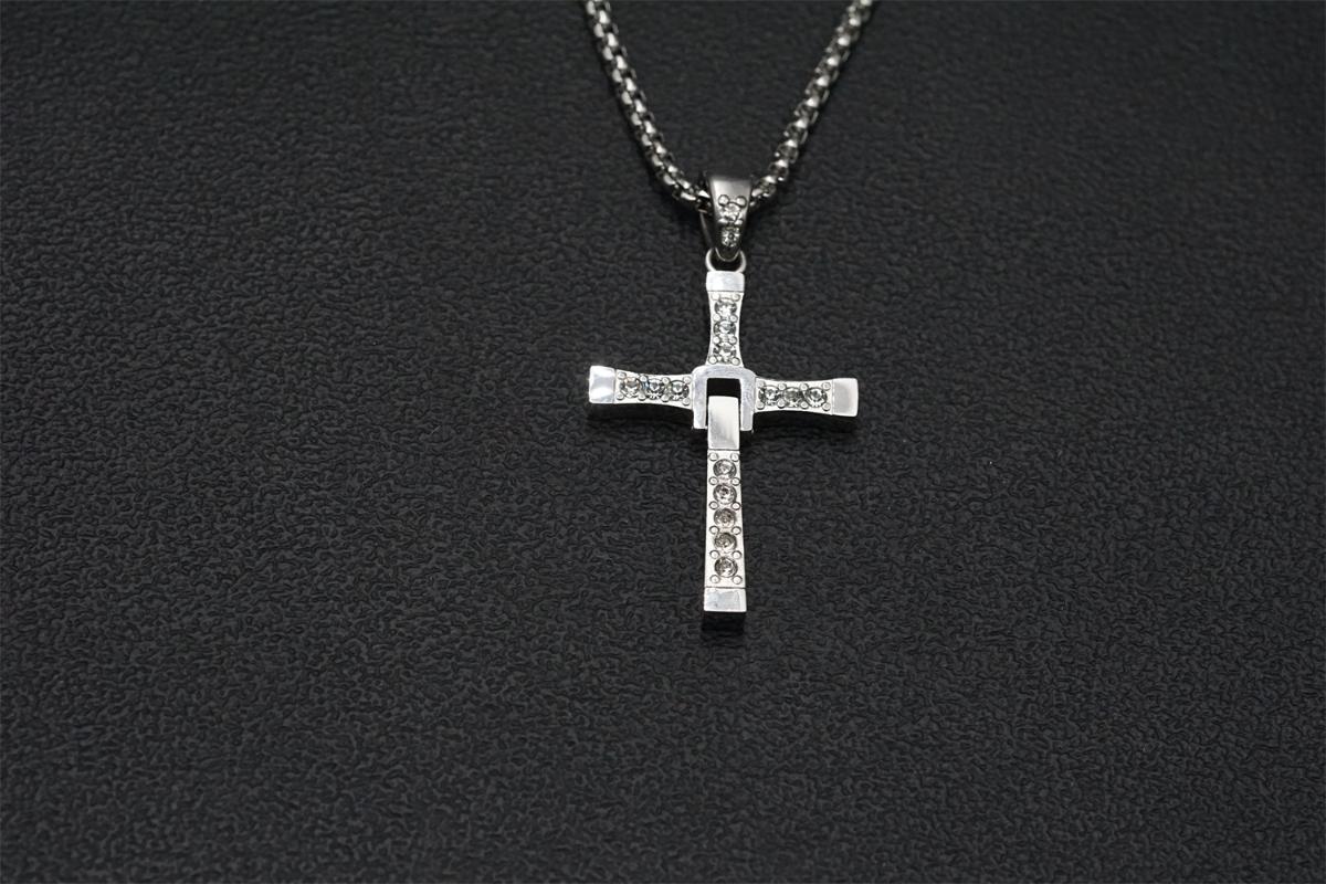 

Pendant Necklaces Sell The Movie Fast And Furious Cross Fashion Men's Stainless Steel Jewelry Crystal Necklace Gift For Your Boyfriend