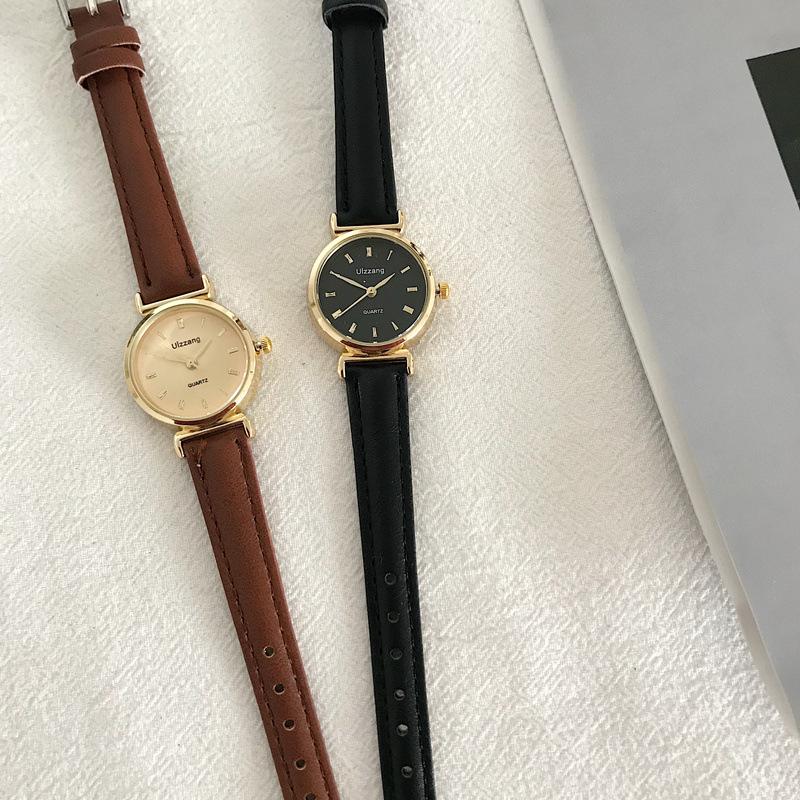 

Wristwatches Simple Women Fashion Watches Ulzzang Ladies Quartz Brown Black Casual Woman Leather Clock Montre Femme, Red