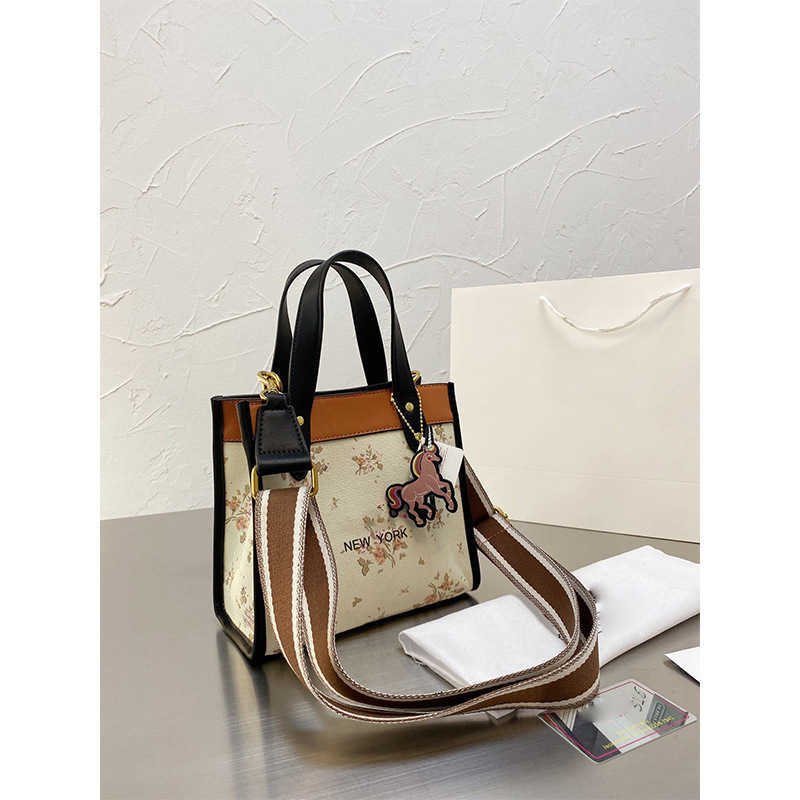 

Women Luxurys Designers Bags 2021 designer handbags Multi Pochette Crossbody Bag Zhouzhoubao123 Louisbags_18 Hanghhangbag Kuojia small flowe