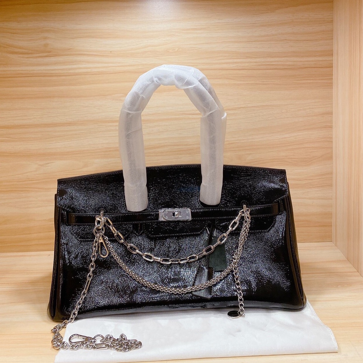 

Luxury Design Heavy Industry Chain Oil Wax Leather Birkin Bag Large Capacity Classic Socialite Style Shoulder Bags Goddess Handbag Top Quali