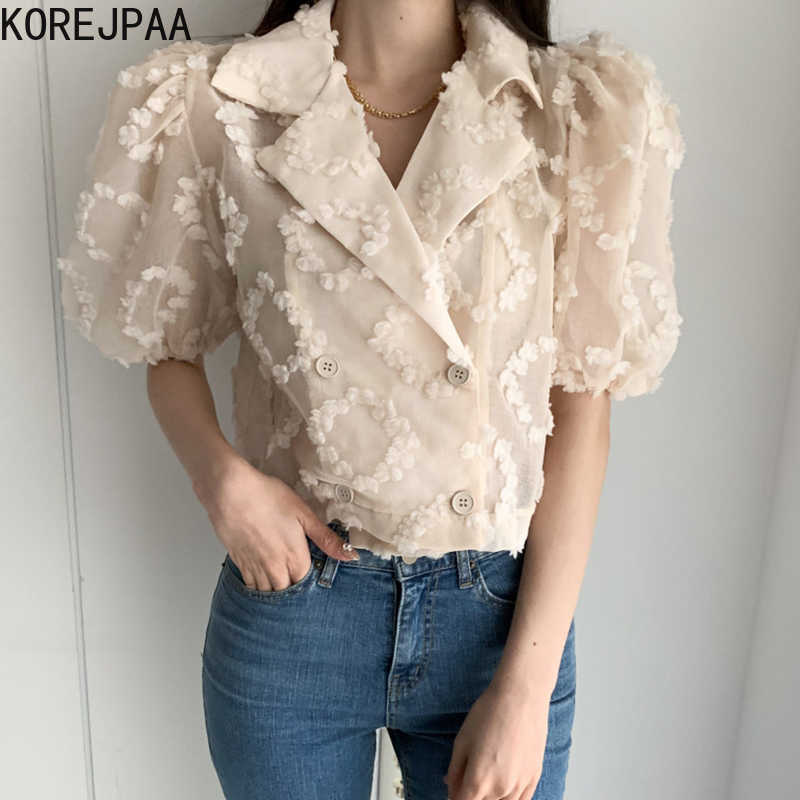 

Korejpaa Women Shirt Summer Elegant Eemperament Suit Collar Three-Dimensional Flower Double Row Loose Puff Sleeve Blouses 210526, Apricot