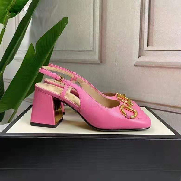 

Fashionable metal horse buckle women's sandals comfortable square heels Size: 34-42, Black