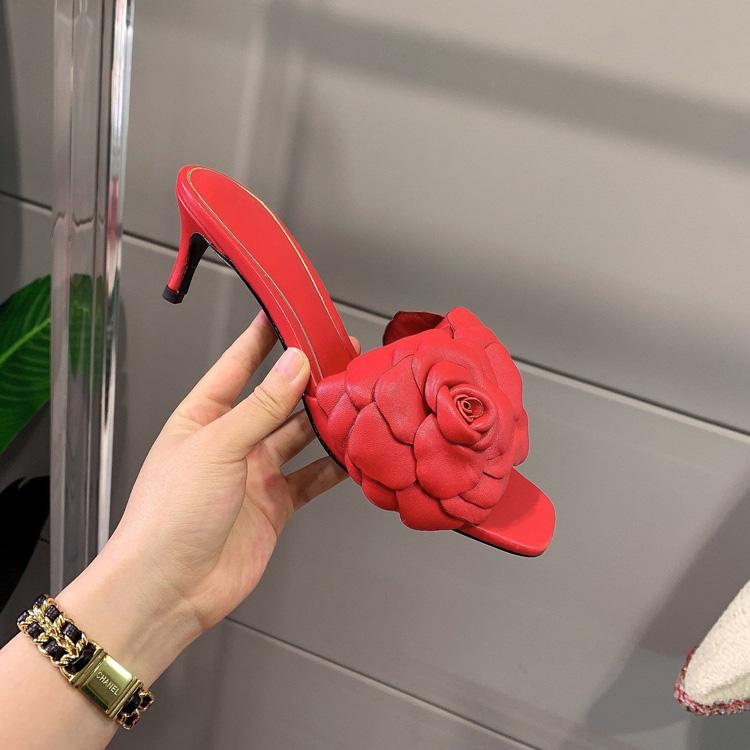 

Slippers Nude Gold Silver Rose Petal Kitten Heel Summer Leather Sandals Ethnic Style Women Wedding Party Shoes Feminine