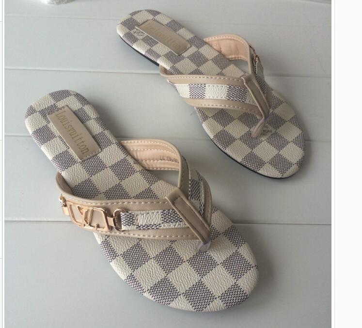 

V377 Summer Women Beach Shoes Fashion Woman Slide Sandals Ladies Flat Shoes Slip on Sandles Femme Designer Slippers size 35-42, Black