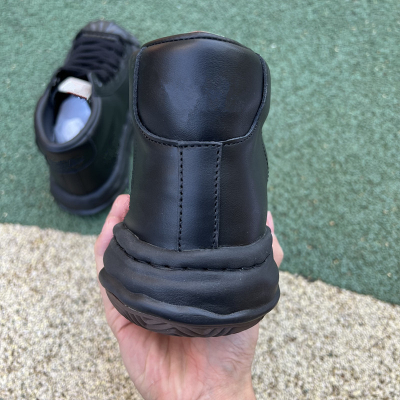 

Shoes 21ss Heighten deformation Men Women Running Cashew Flower Nigel Cabourn Maison Mihara Yasuhiro Canvas Triple S Platform Ca, Bubble wrap packaging