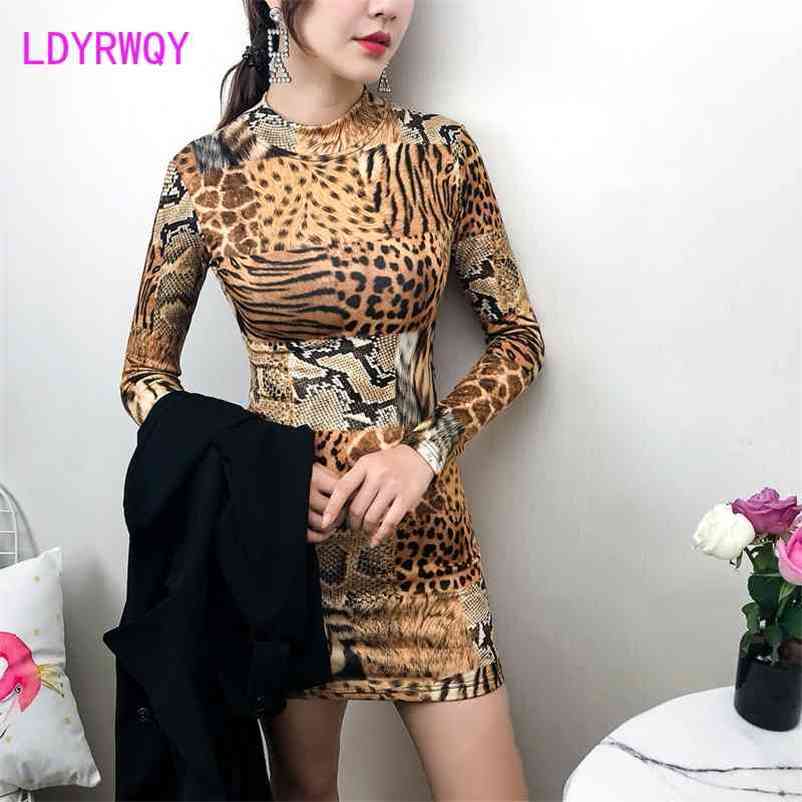 

Women' warm plush dress fashion leopard print long-sleeved half-high collar waist-tight bun hips Office Lady 210603, Snakes milk skirt