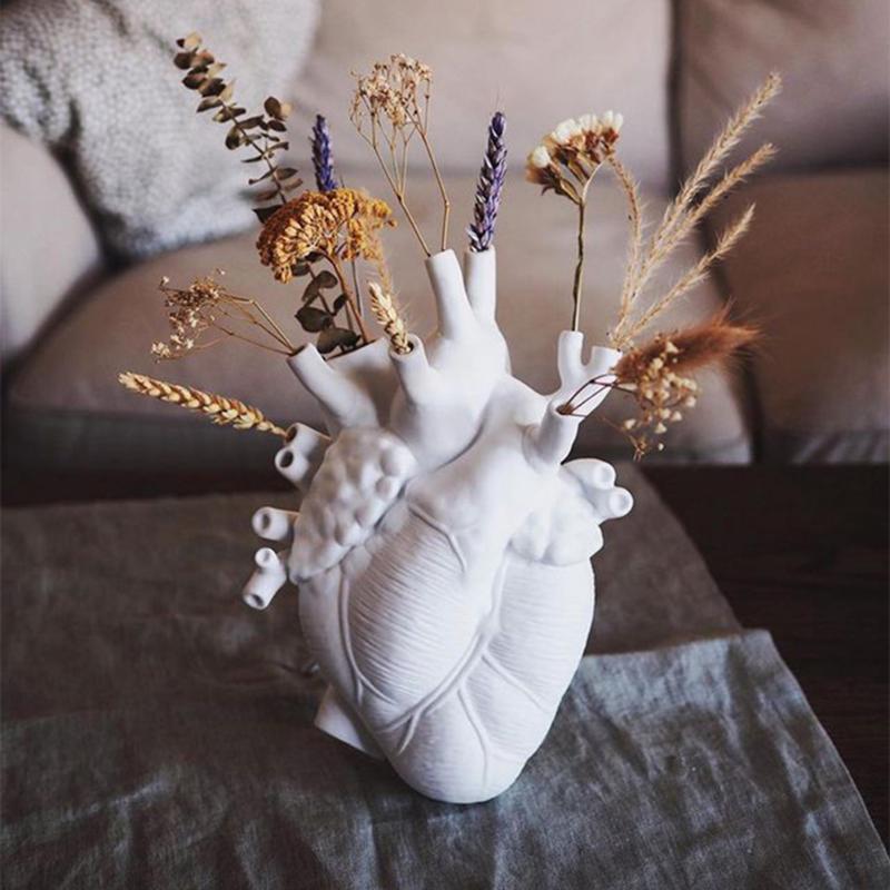 

Vases Resin Anatomical Heart Shape Vase Art Style Sketch Sculpture Human Flower Pot Body Desktop Decoration