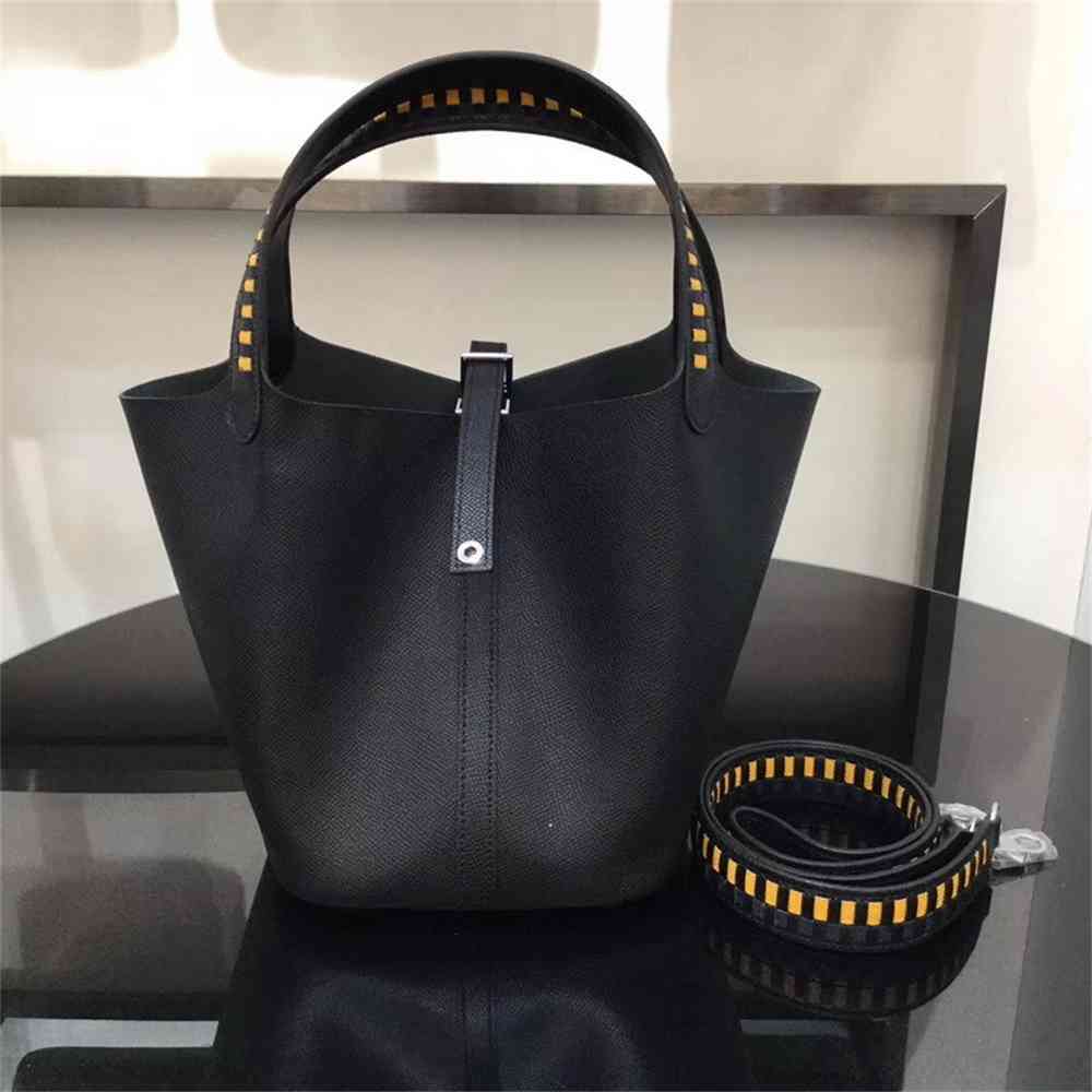 

Women Luxurys Designers Bags 2021 High quality hand in strap palm pattern vegetable basket leathe Designer Handbag Handbags Totes Crossbody Bag