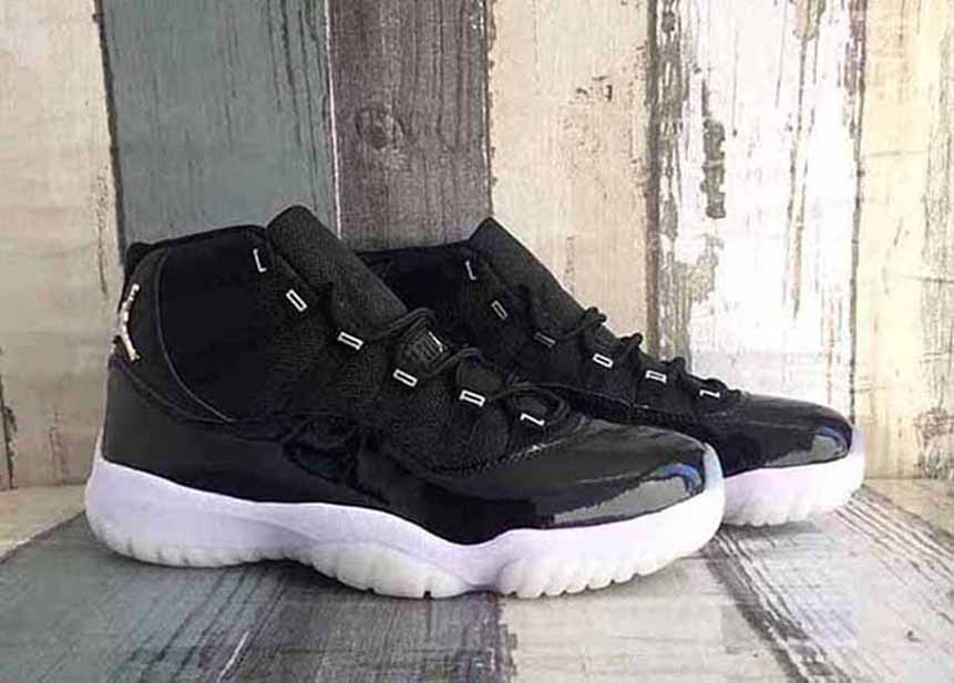 

new product Sail Black Cat Bred 4 4s Guava Ice White Cement What The Men Basketball Shoes 1s Travis Scotts Obsidian UNC Hyper Royal Women Sneakers