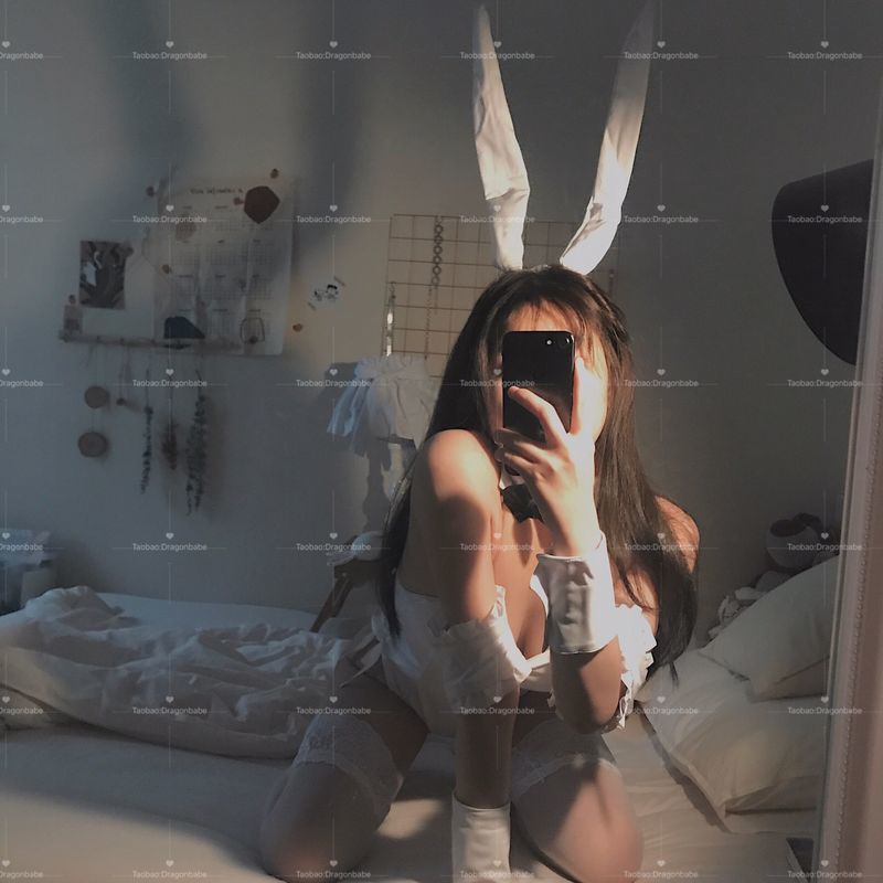 

Sexy Cute Big Rabbit Ears White Roe Paying Bunny Gir Costume Hot Exotic ingerie eather Bodysuit Cospay sexy costumes