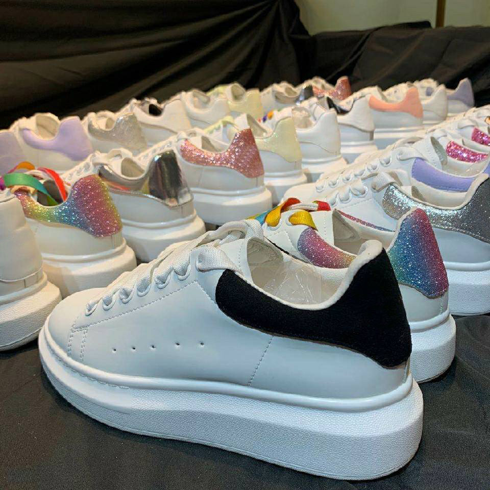 

Running Shoes Men Shoe Designer Women Leather Lace Up Platform Oversized Sole Sneakers White Black mens womens Luxury velvet suede Sneaker with box