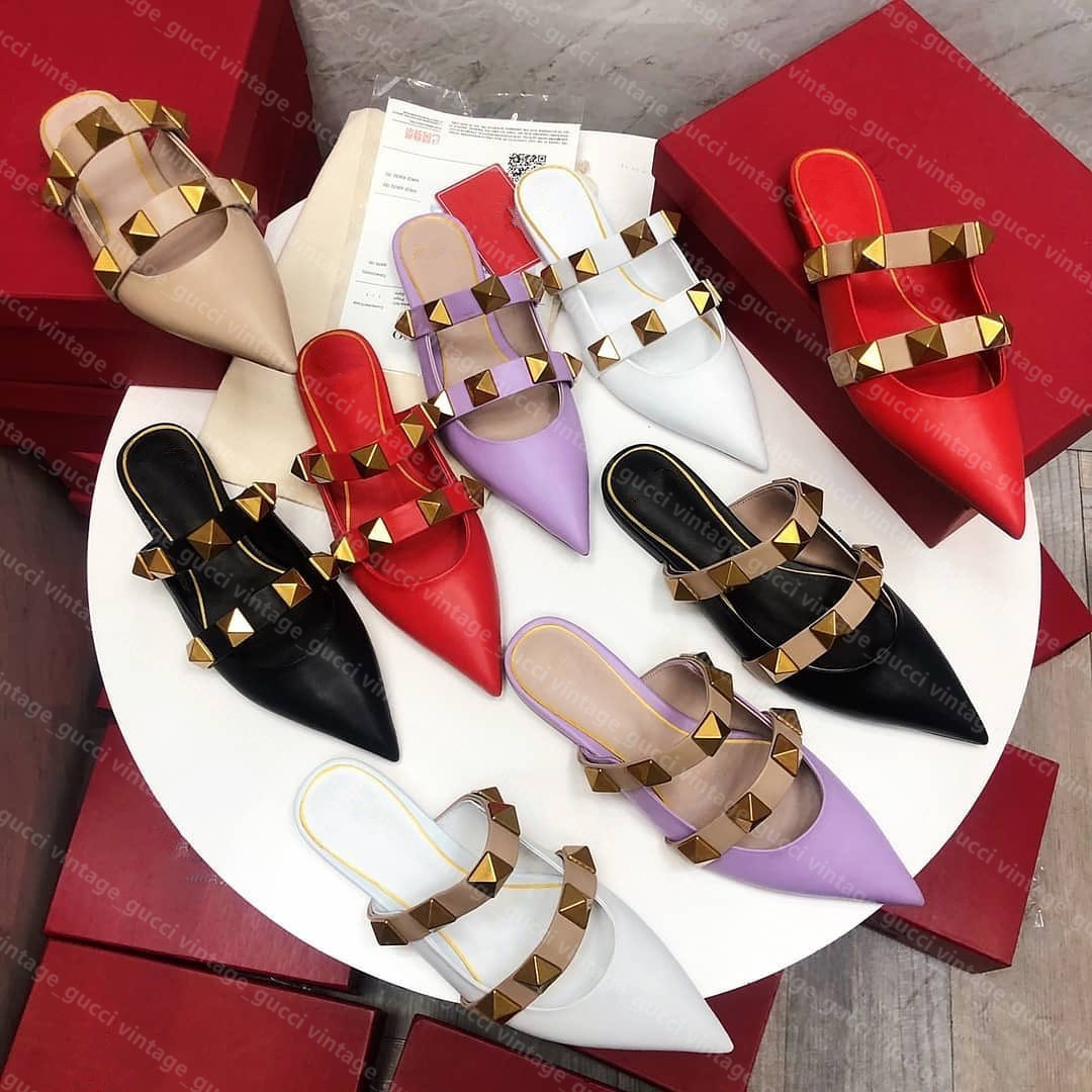 

High Heel Luxury designers Sandal Women Pointed Crystal Strap Sandals Patent Leather lady Flat Mules Stiletto Dress slippers With Box, Two pairs of pure cotton socks