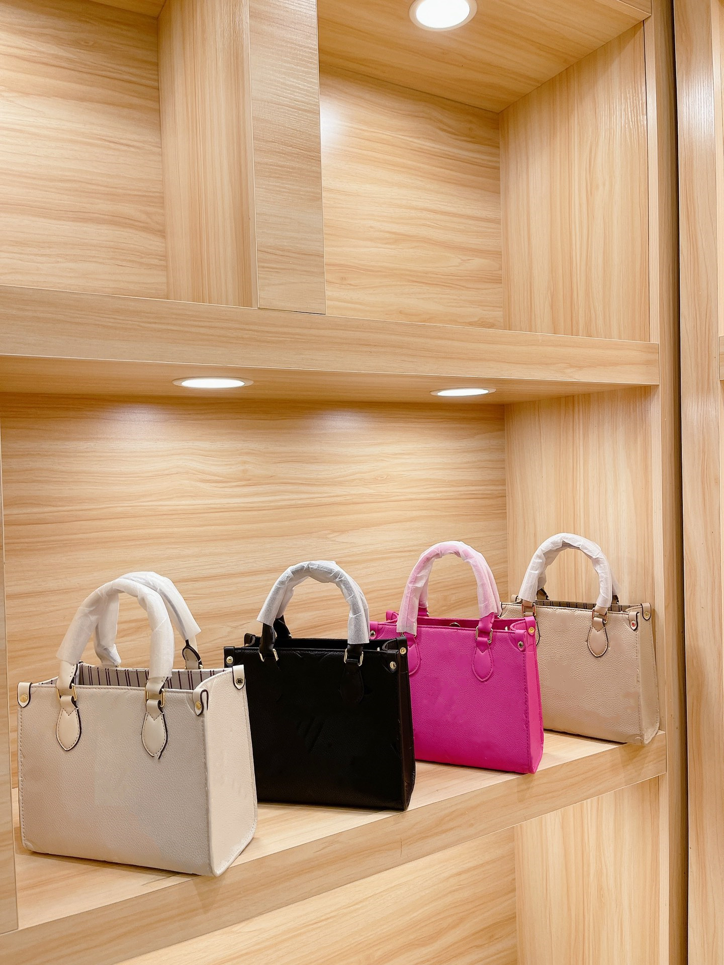 

Women Luxury Designer Flap Bag Handbag Senior relief embossing leathers shopping with small Crossbady High Quality purse Wholesale Price Leather Shoulder, Customize