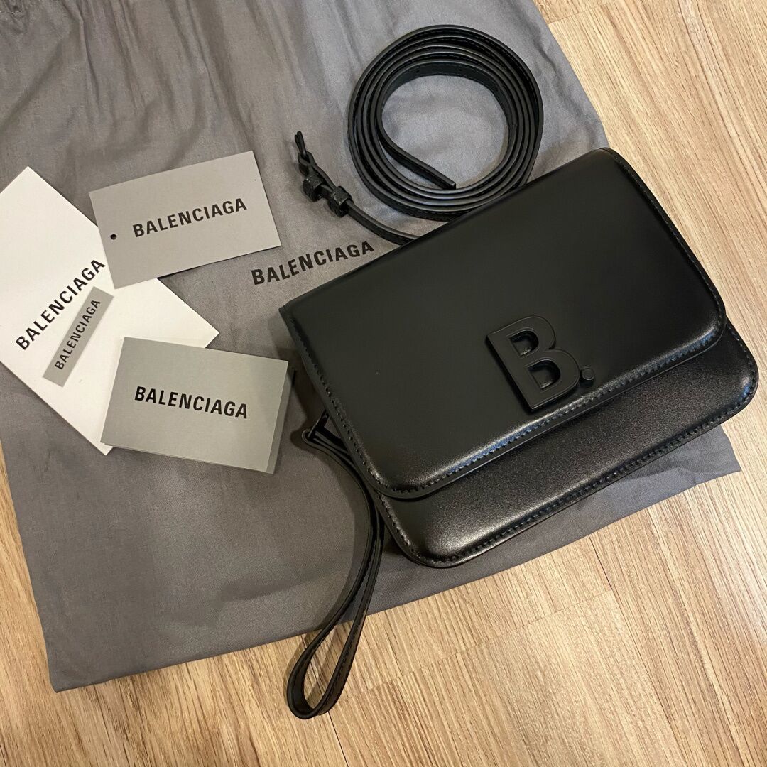

Designer Handbags b Balencaiga s Smooth Face Beancurd One Shoulder Messenger Bag Bb