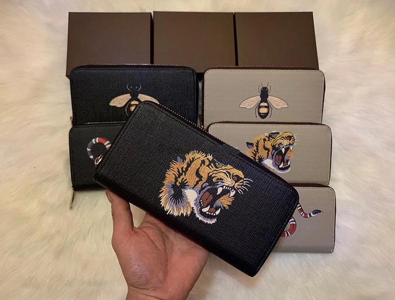 

2021 cards and coins famous design men leather purse card holderAnimal pattern Single zipper wallet the most stylish way to carry around money