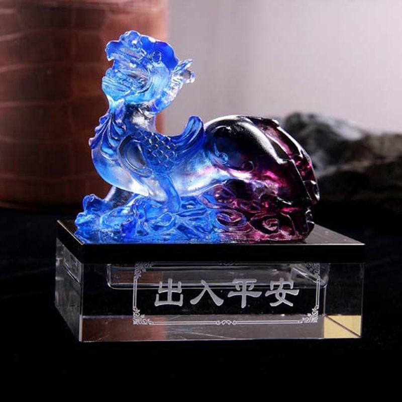 

Automotive products, glass, crystal, bottles, automotive glaze, perfume car, car interior accessories.