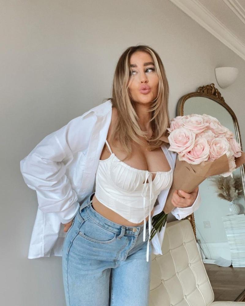 

Women' T-Shirt Harajuku Wrap Top Solid Color Sleeveless Shirt Short Slim Street High Clothing Size Low Cut Hollow Bar Suit, White