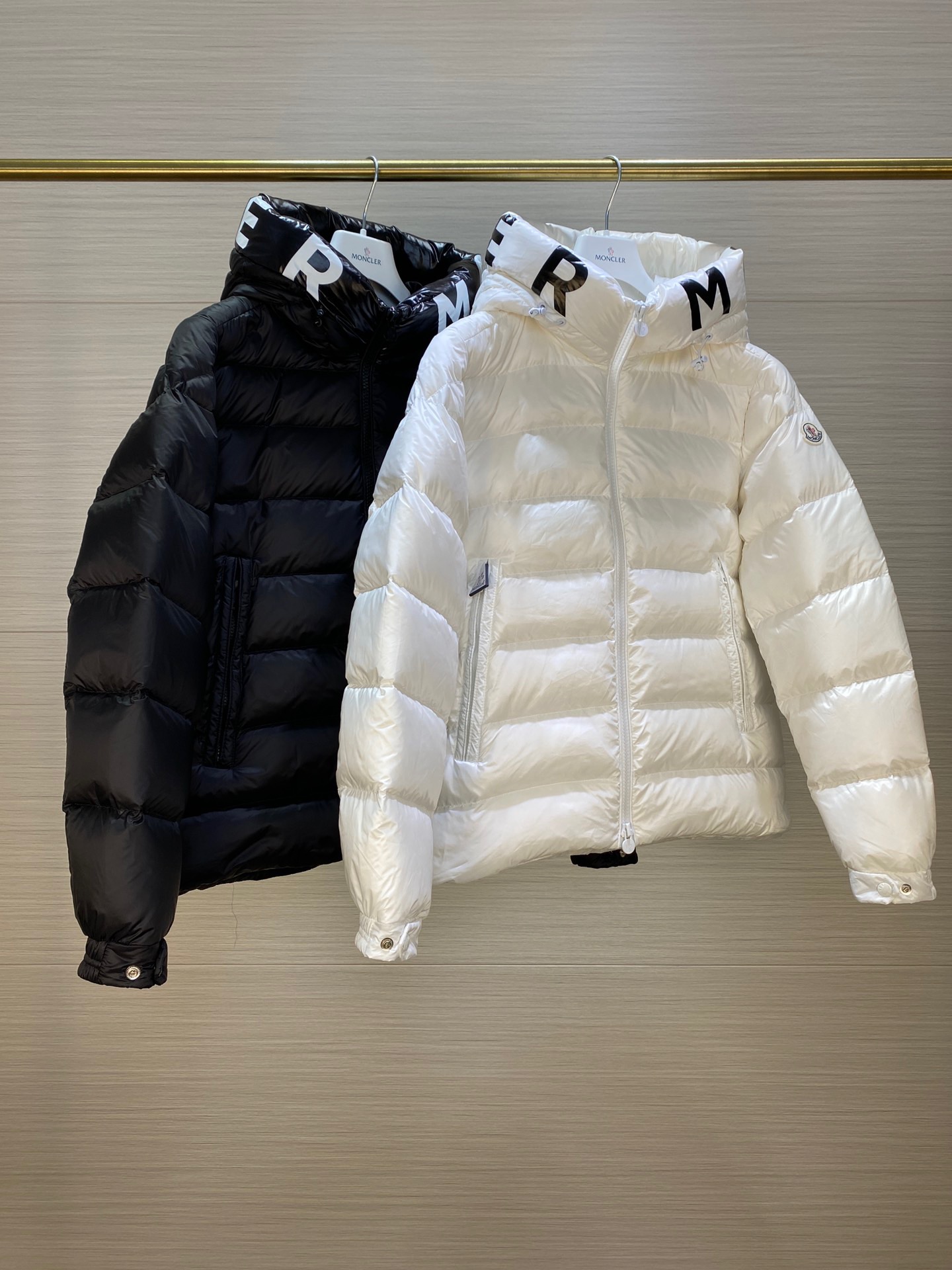 

2021 Autumn Winter Sleeveless Hoodie Jacket Men Vest Cotton-padded Warm Fleece Lined Mens Coat Zipper Cardigans .2O, Black