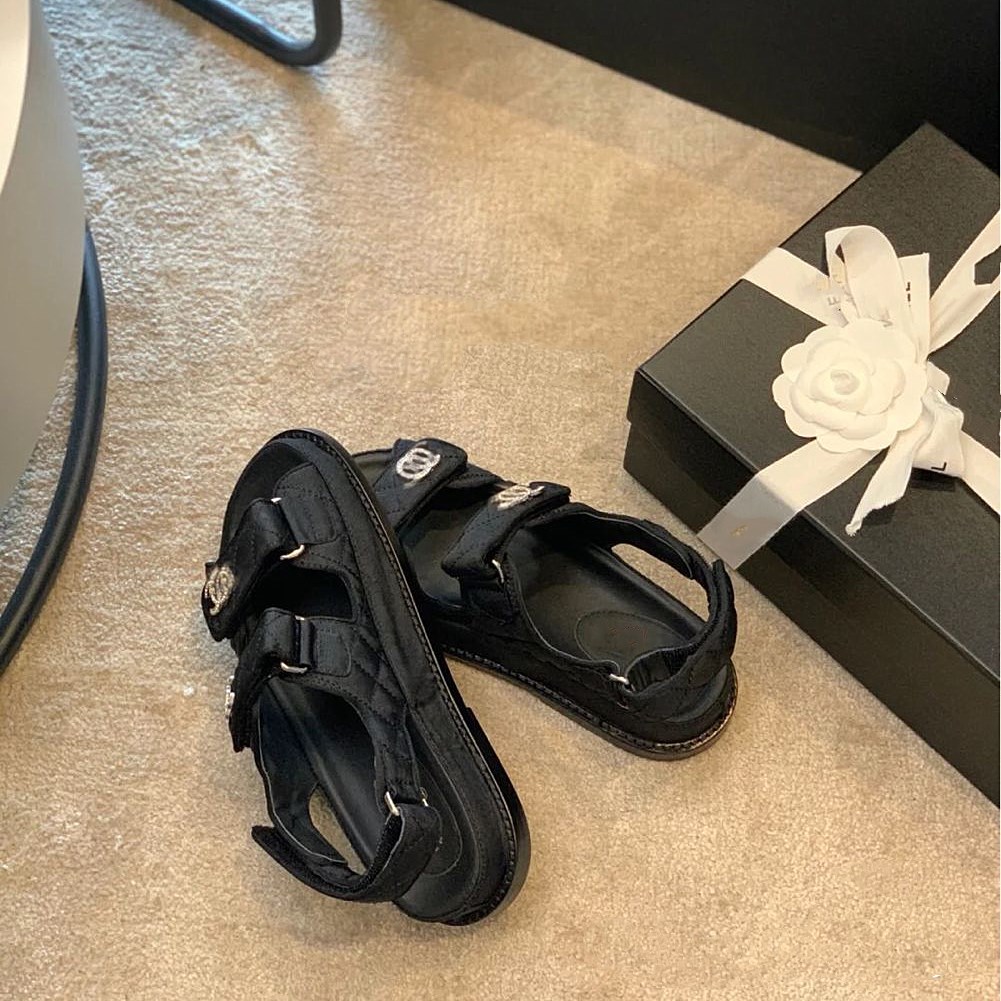 

VELCRO thick-soled Rhinestone snap-on Sandals, Black