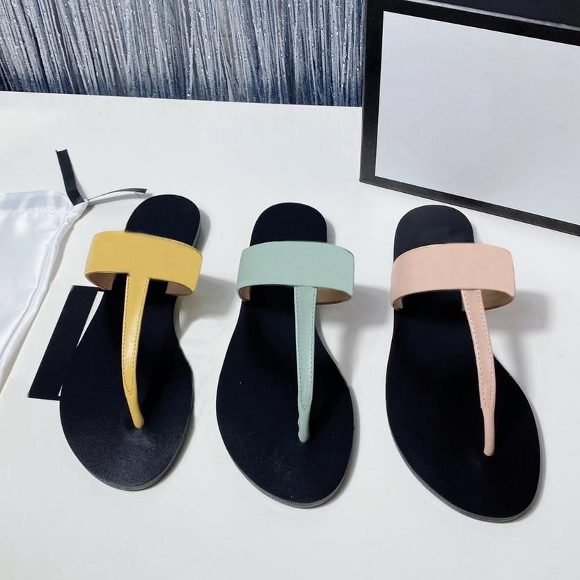 

2021 Men Beach slippers Summer fashion women flip flops 100% leather lady Slippers Metal Women shoes Flat Ladies slippers Large size 35-45, Black