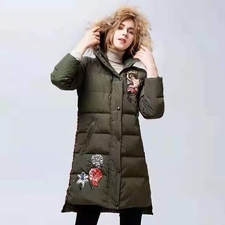 

downs Hooded Parkas Warm Winter Outerwear Women Cute Baby Embroidery Long Sleeve Casual Black Army Green Parka Overocats Ladies