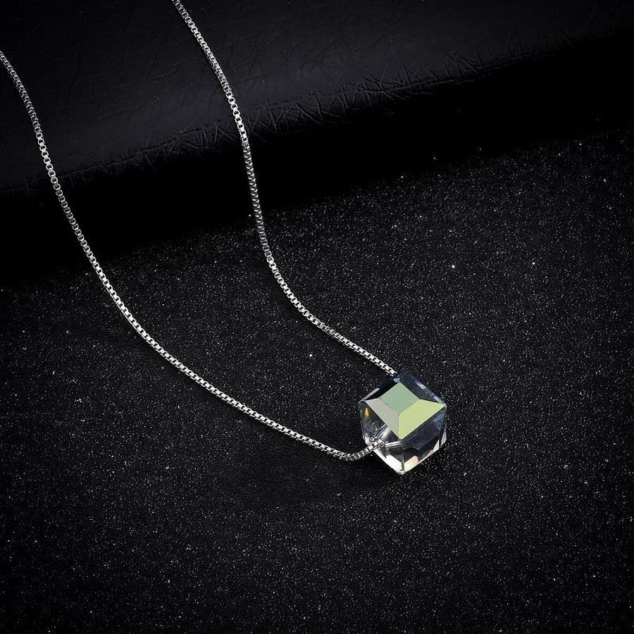 

Genuine Geometric Square Crystal Necklace Necklaces Imitation Zircon Three-dimensional Square Pendant Chain Necklace, Silver