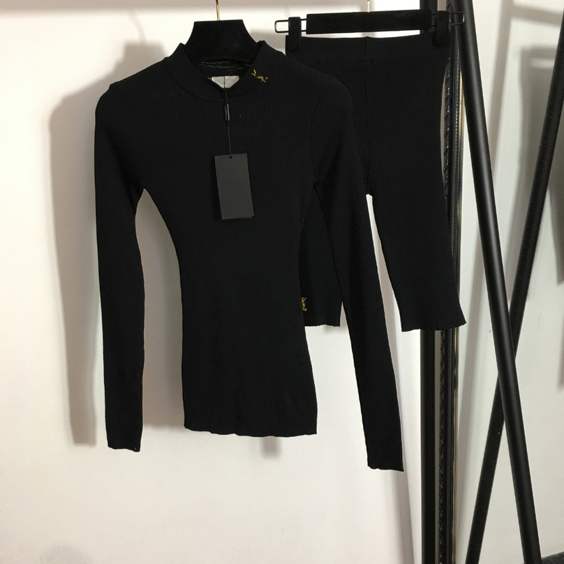 

2021ss designer wool knitted sweater shorts 2 piece suit tight sweater bottoming shirt sports suit slim oversized elastic autumn long-sleeved casual suit cheap